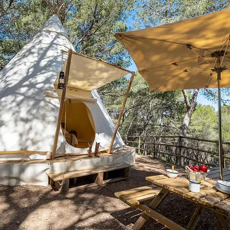 Camping Estival Torre De La Mora